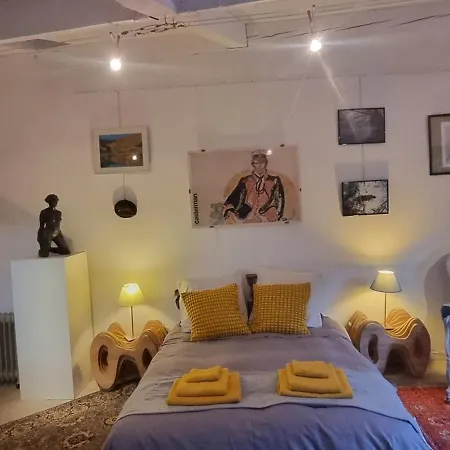 Au Fil De L'eau