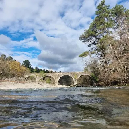 Au Fil De L'eau * Chambonas